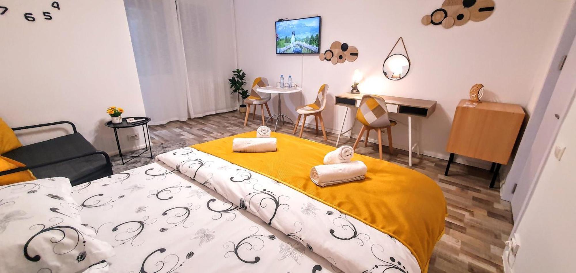 The Yellow King - Luxurious Apartment بوخارست المظهر الخارجي الصورة